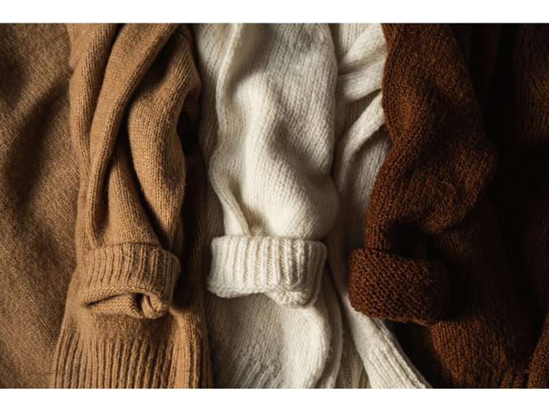 Neutral-toned knitwear for a versatile and comfortable Fall capsule wardrobe